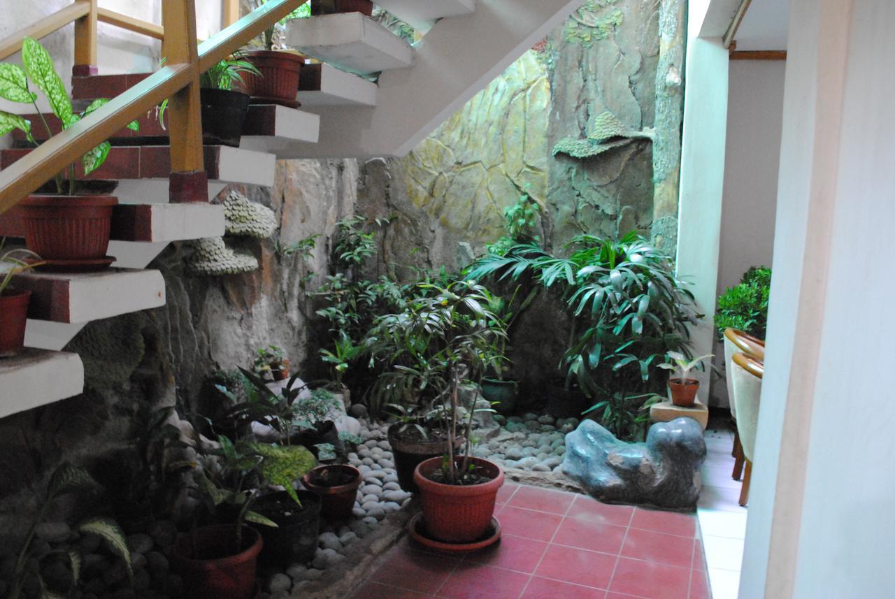 Hotel Wisata Baru Serang Exterior photo